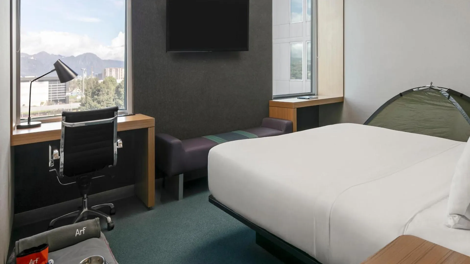 Aloft Bogota Airport Otel