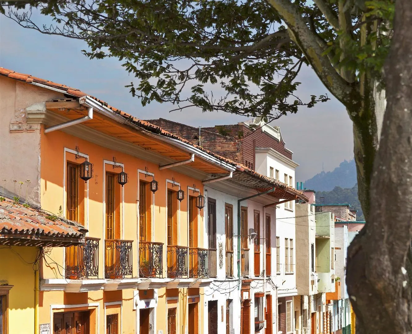 Aloft Bogota Airport Otel