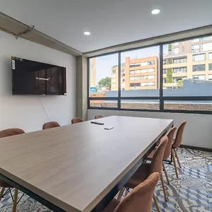 Cozy Loft In Parque Virrey Apartamento