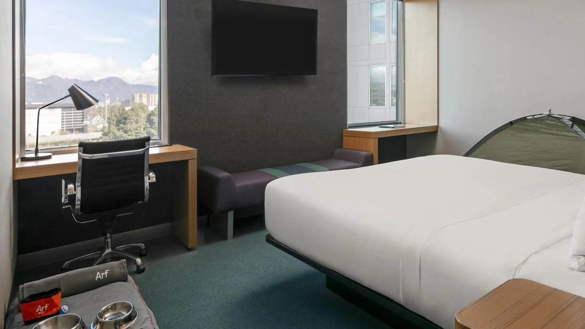 Hotel Aloft Bogotá Airport 4*,  Colombia